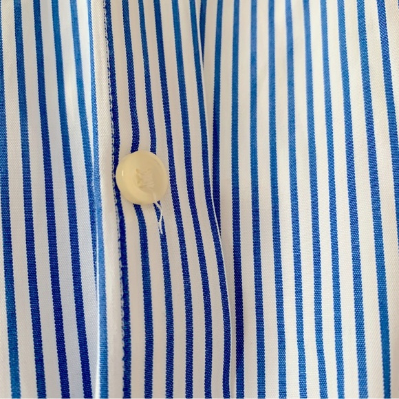 Oversized collared blue and white striped button down shirt. Women’s large. - Picture 5 of 7